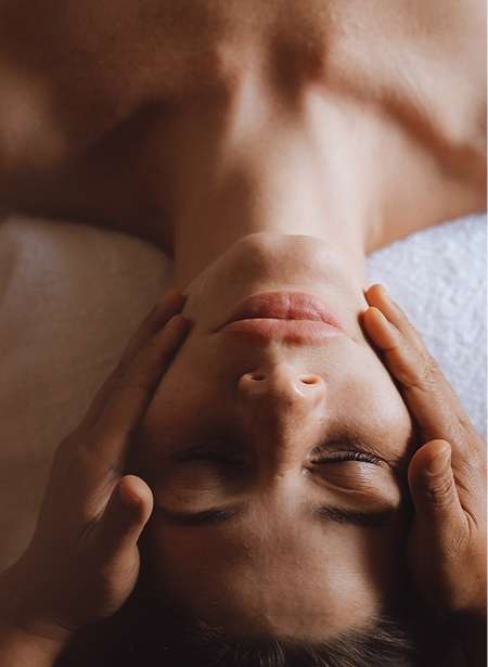 Массажи лица и головы